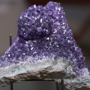 Amethyst Crystal on Agate.